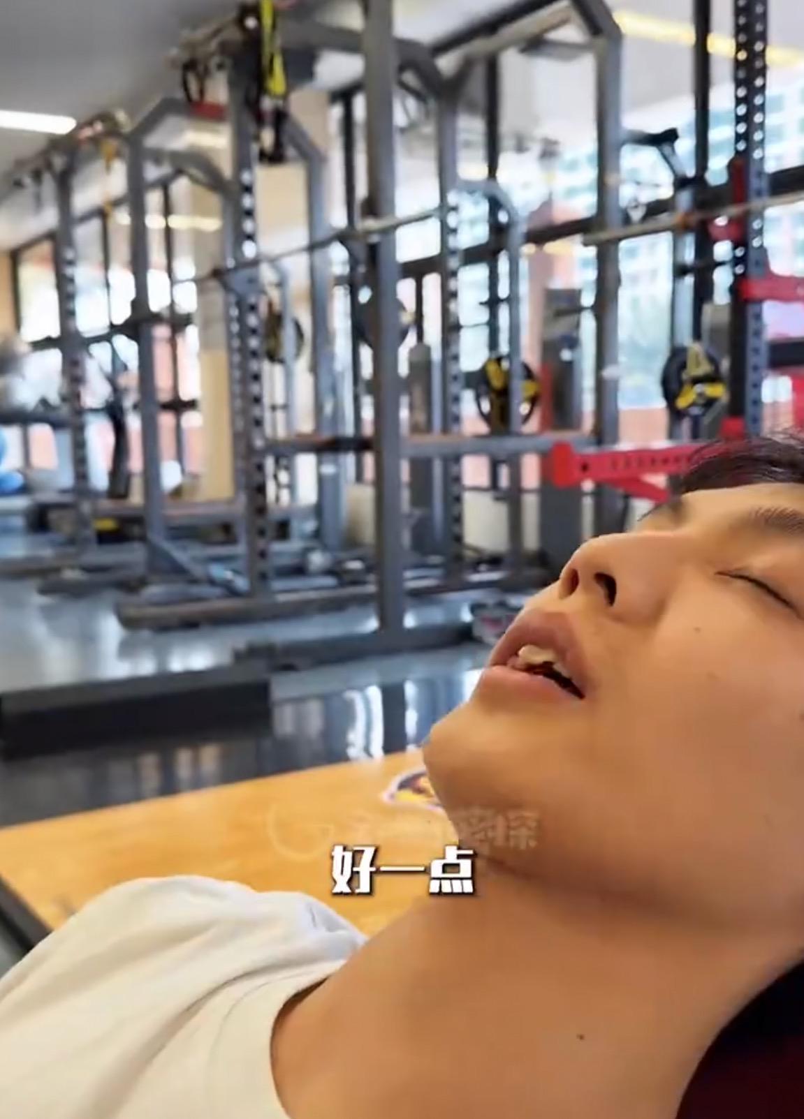 早上十点!徐杰宣布重要决定,萨林杰直接摆烂,杜润旺肚腩遭群嘲